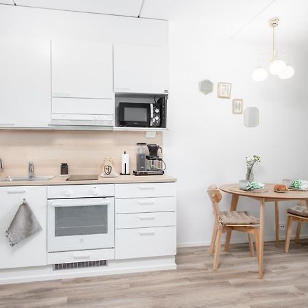 New Studio Apartment With Free Parking كوبيو المظهر الخارجي الصورة