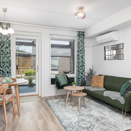 New Studio Apartment With Free Parking كوبيو المظهر الخارجي الصورة