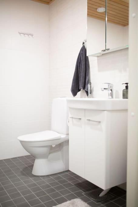 New Studio Apartment With Free Parking كوبيو المظهر الخارجي الصورة